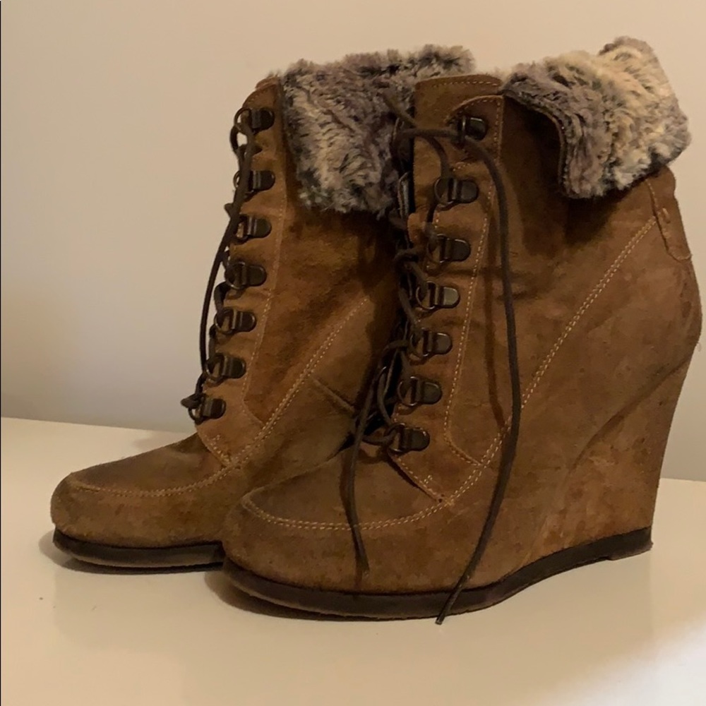 Boutique 9 Wedge boots